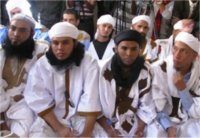 ترحيل 32 سجين سلفي إلى سجن «ألاك» الجديد 