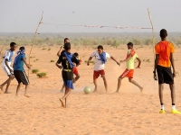 كرة القدم ترافق اللاجئين الماليين في موريتانيا 