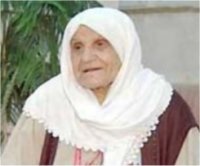 تركية تؤدي مناسك الحج وعمرها 110 أعوام وأمنيتها الوحيدة أن تموت وتدفن في مكة 