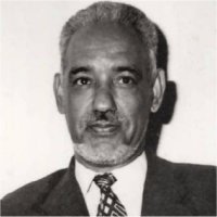 مذكرات الرئيس الموريتاني الراحل مختار ولد داداه - تفاصيل الود (…)